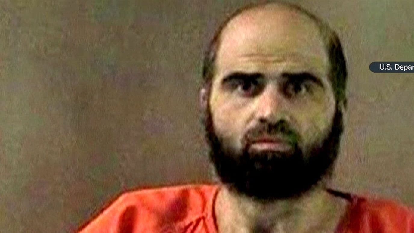 Trump Aprueba Ejecución por Fusilamiento de Autor de Masacre en Fort Hood