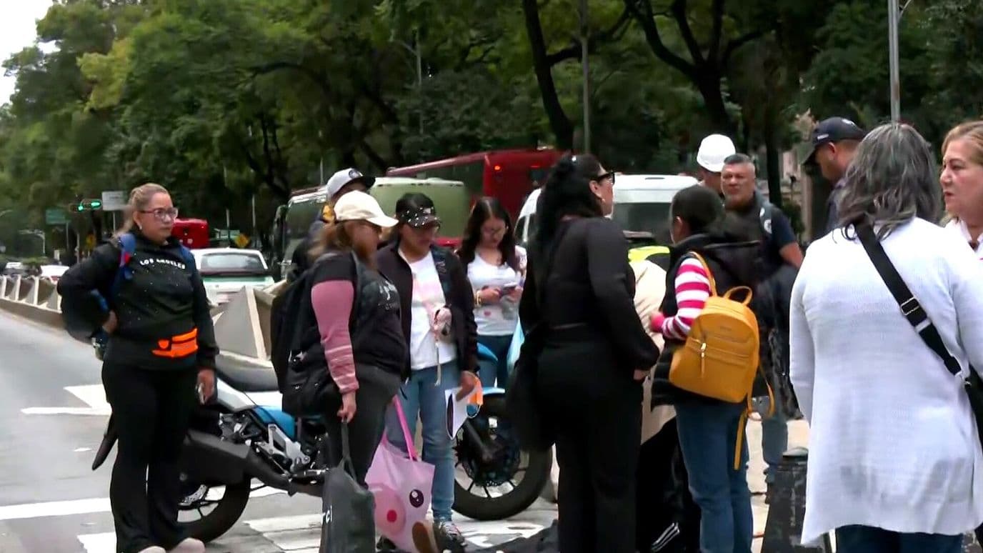 Motociclista Atropella a Ciclista sobre Paseo de la Reforma en CDMX