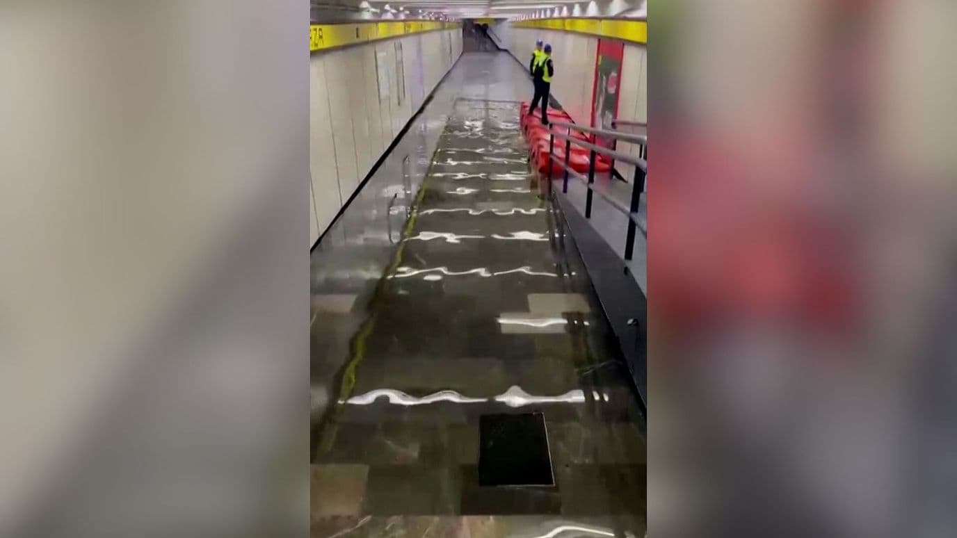 Fallas en el Drenaje Generan Afectaciones en Metro La Raza, CDMX