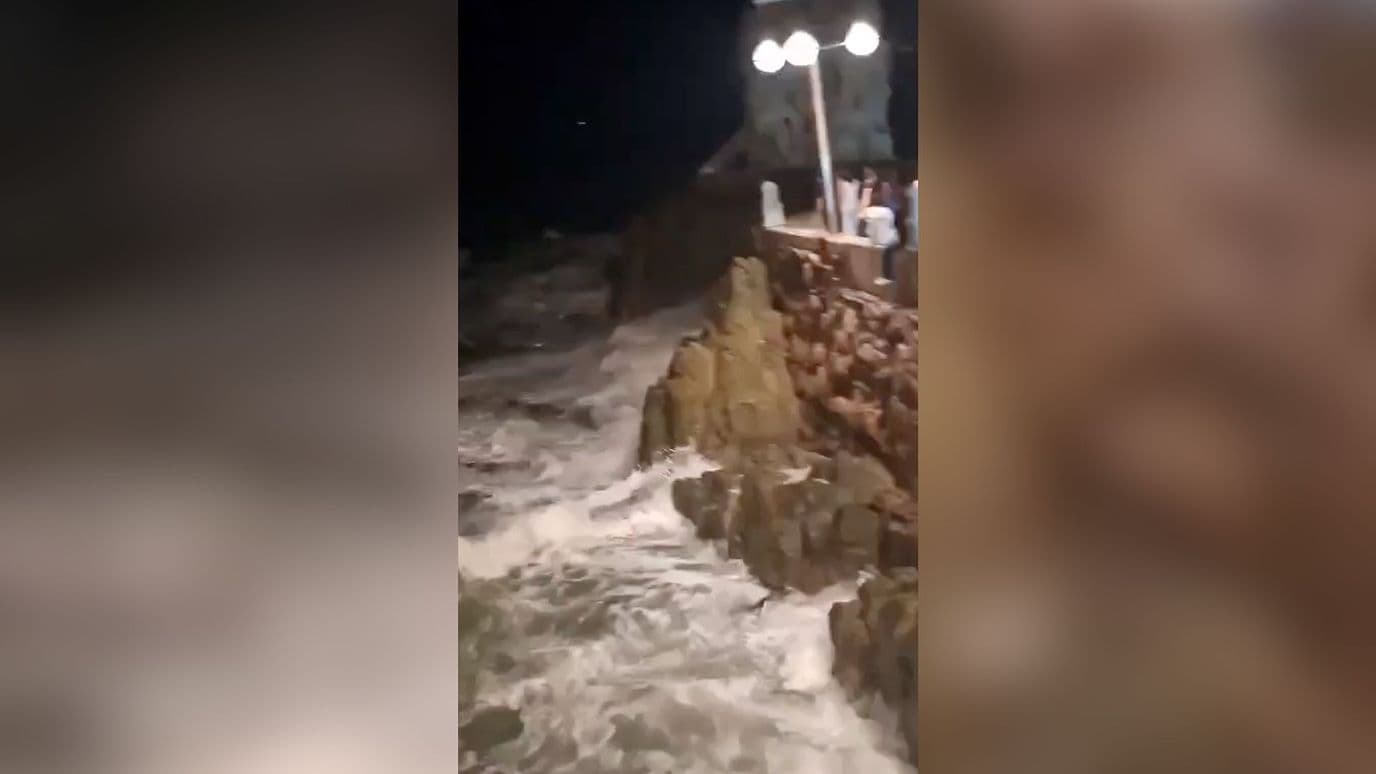 Hallaron sin Vida a Clavadista Desaparecido entre Fuerte Oleaje en Mazatlán