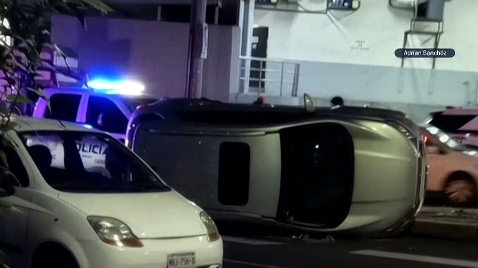 Volcadura Movilizó a Servicios de Emergencia en San Ángel, CDMX