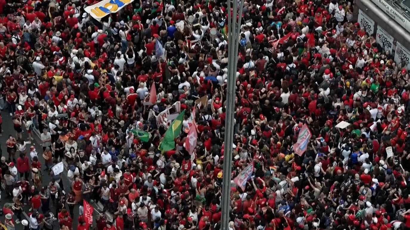 Lula Da Silva Reúne a Miles de Personas en São Paulo