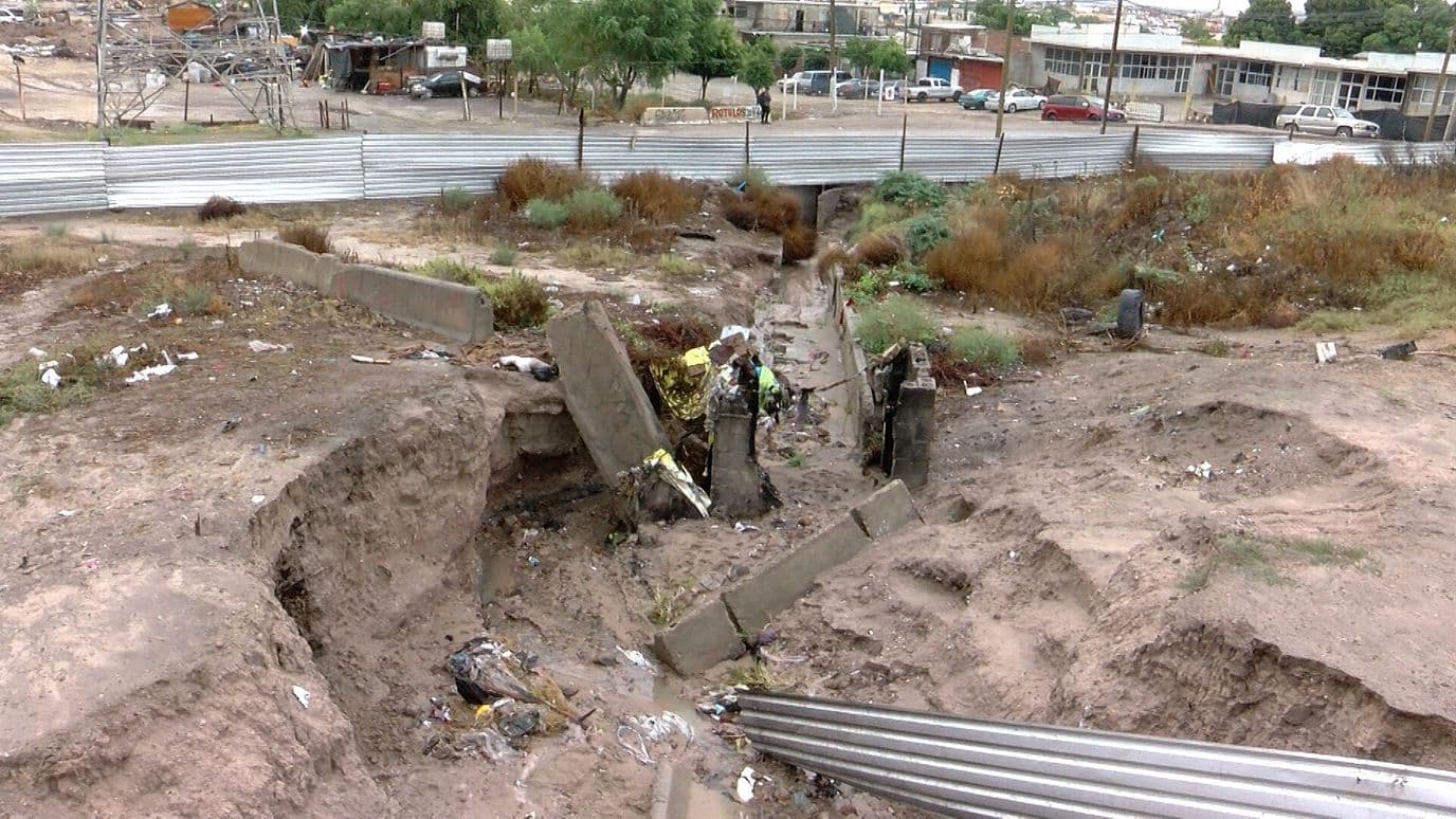 Cierran Puente entre Terrazas Del Valle y Ejido Francisco Villa en Tijuana, BC