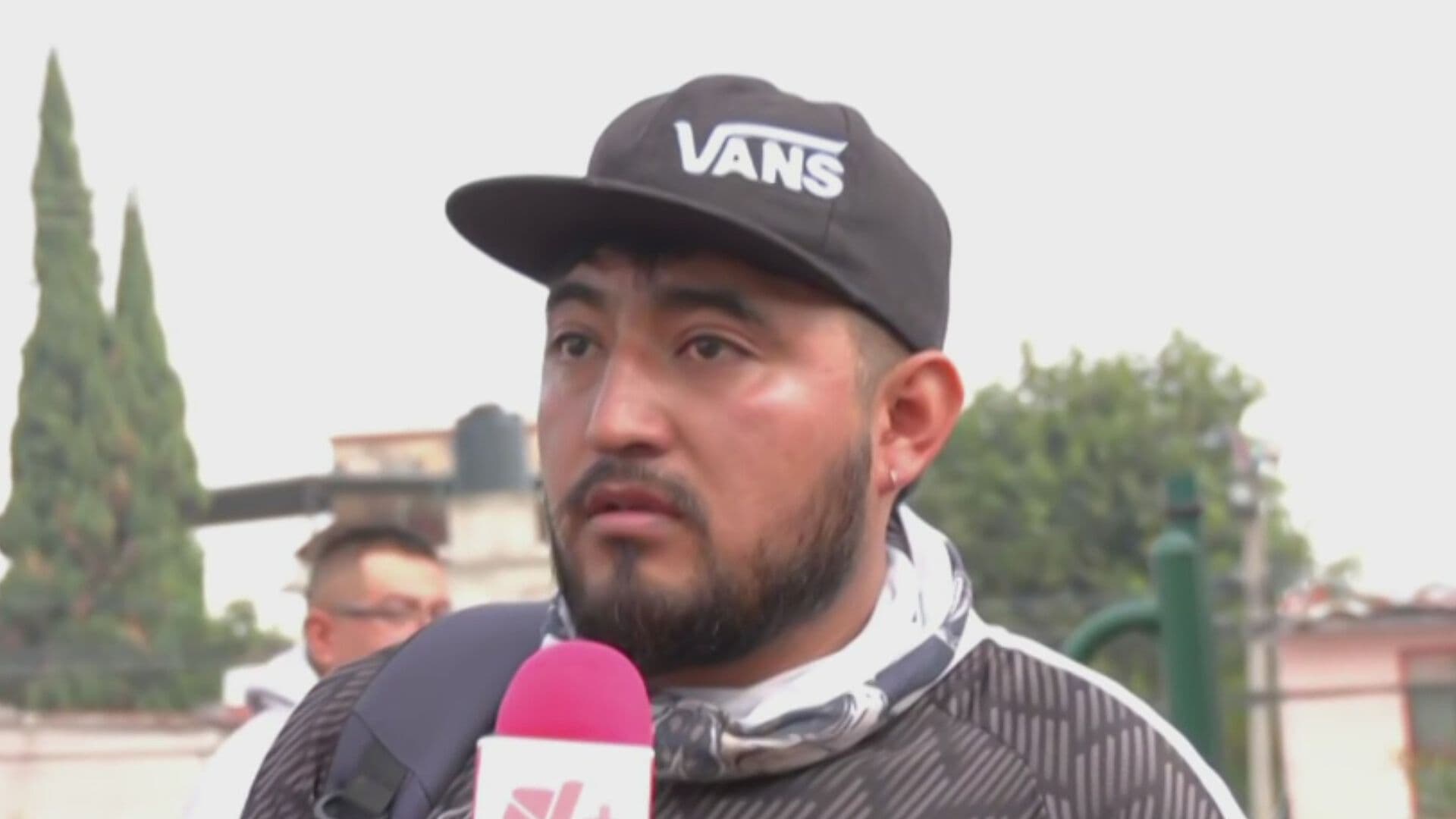 'No nos Dejan Pasar, Hay Muchos Daños': Vecino Afectado por Explosión en Gasera de Coacalco