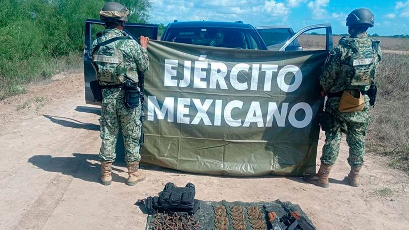 SEDENA Asegura Armas, Cartuchos y Equipo Táctico en Río Bravo, Tamaulipas