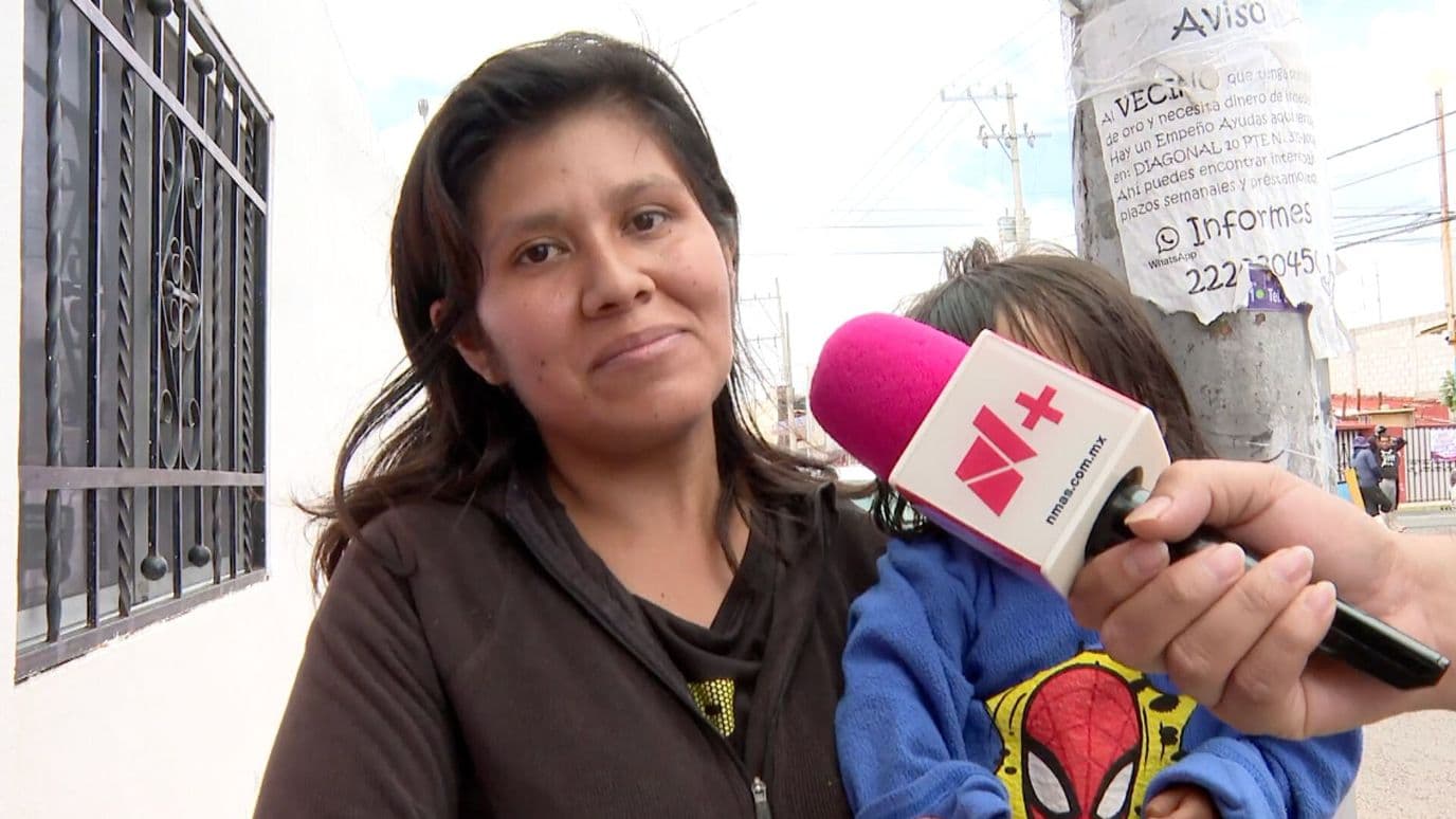 Madre y Dos Hijas Desamparadas Puebla Necesitan Ayuda para Viajar a México