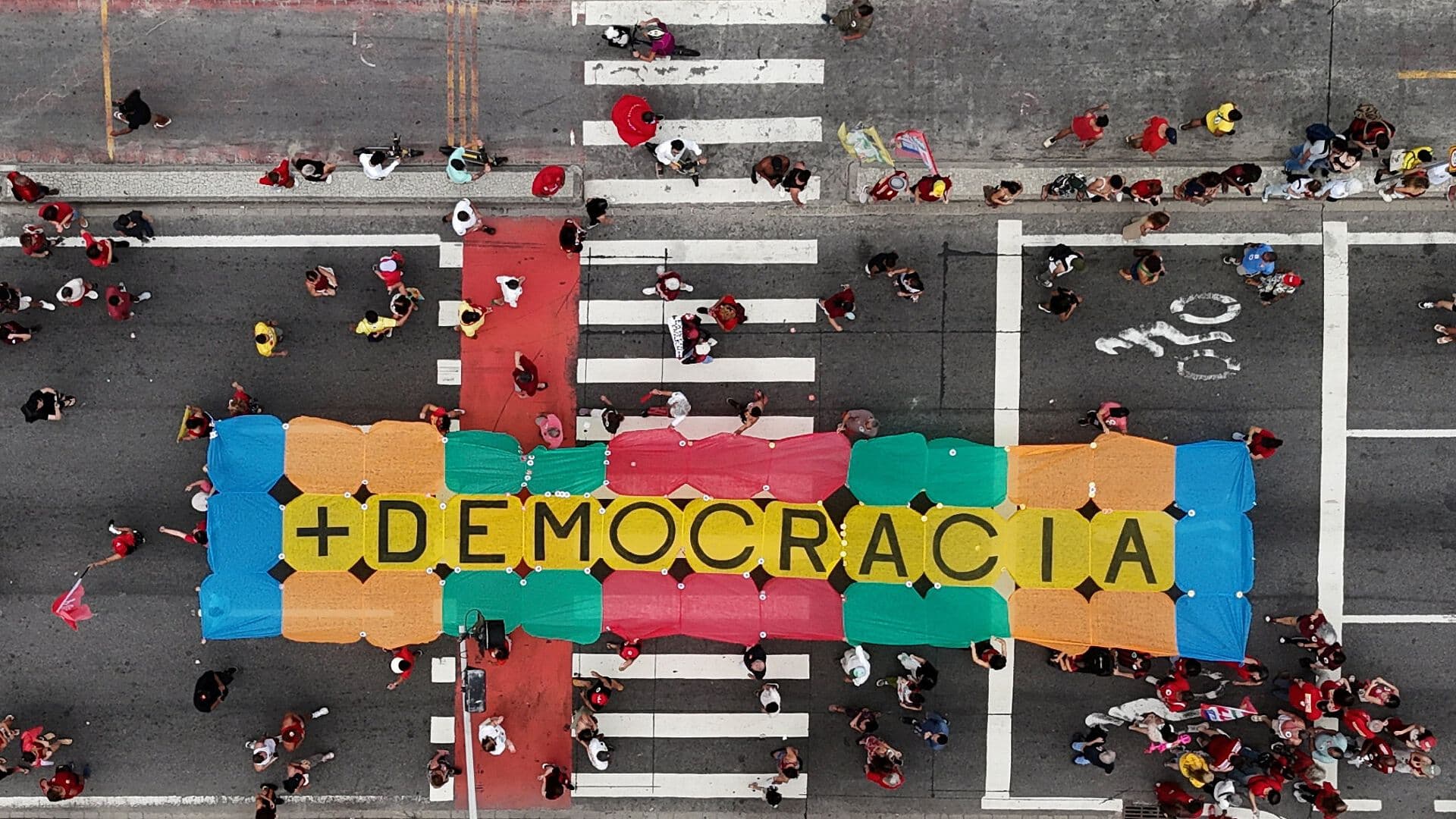 Miden Apoyo a la Democracia en Países de Latinoamérica