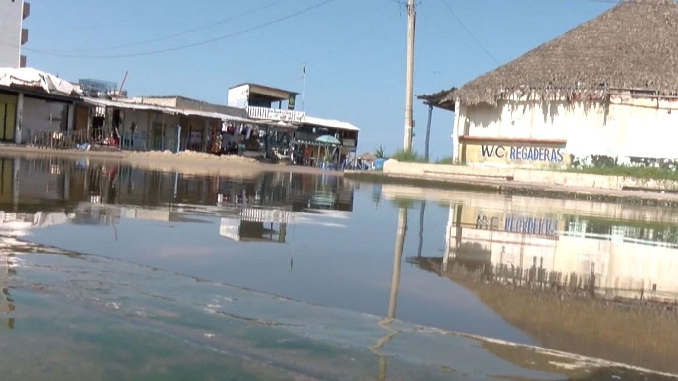 Playa Miramar Continúa Afectada tras Desbordamiento en Tamaulipas