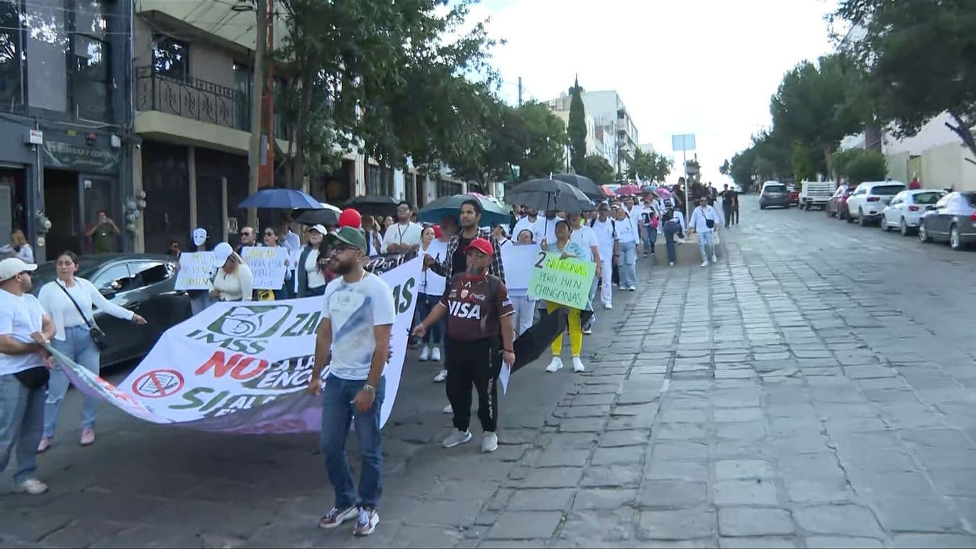 Sindicato de Trabajadores del IMSS Marcha en Zacatecas por Salarios Dignos