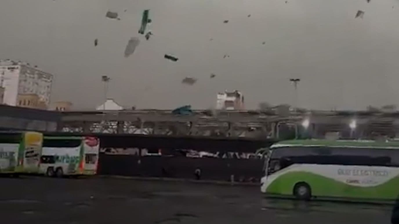 Tormenta Eléctrica con Granizo Causa Diversas Afectaciones en Chile