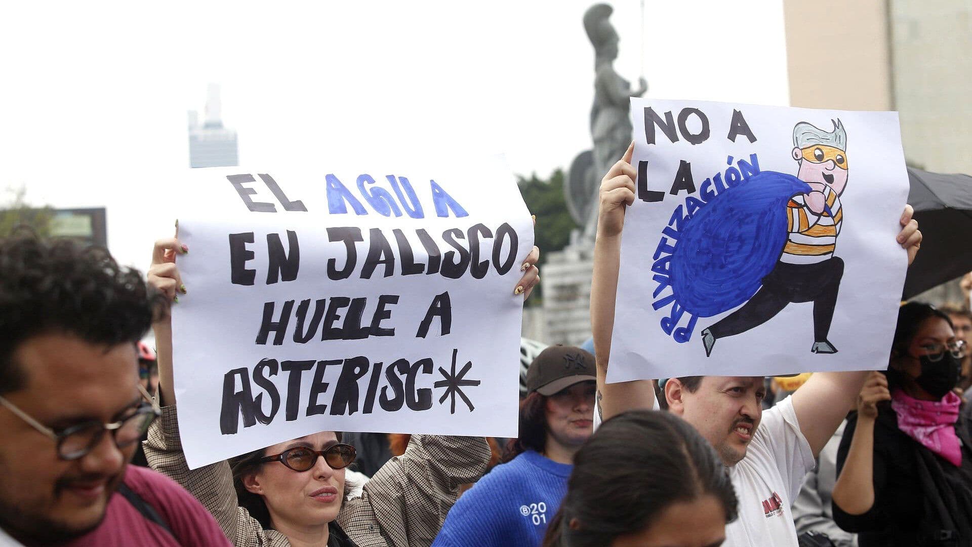Gobernador de Guadalajara Convirtió el Problema del Agua en una Crisis Política