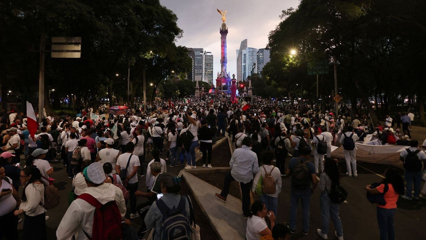 Cronología | Marcha Nacional del IMSS Reúne a Miles de Personas en el Valle de México
