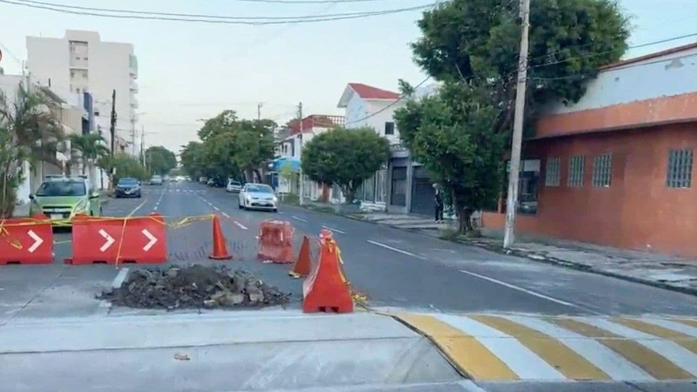 Reportan Disminución de Carriles por Colocación de Reductor de Velocidad en Veracruz