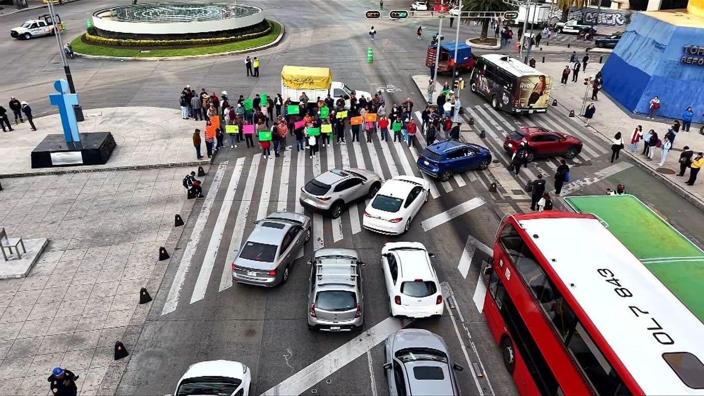 Reforma Desde el Aire: Ejidatarios Colapsan la Vialidad con Bloqueo