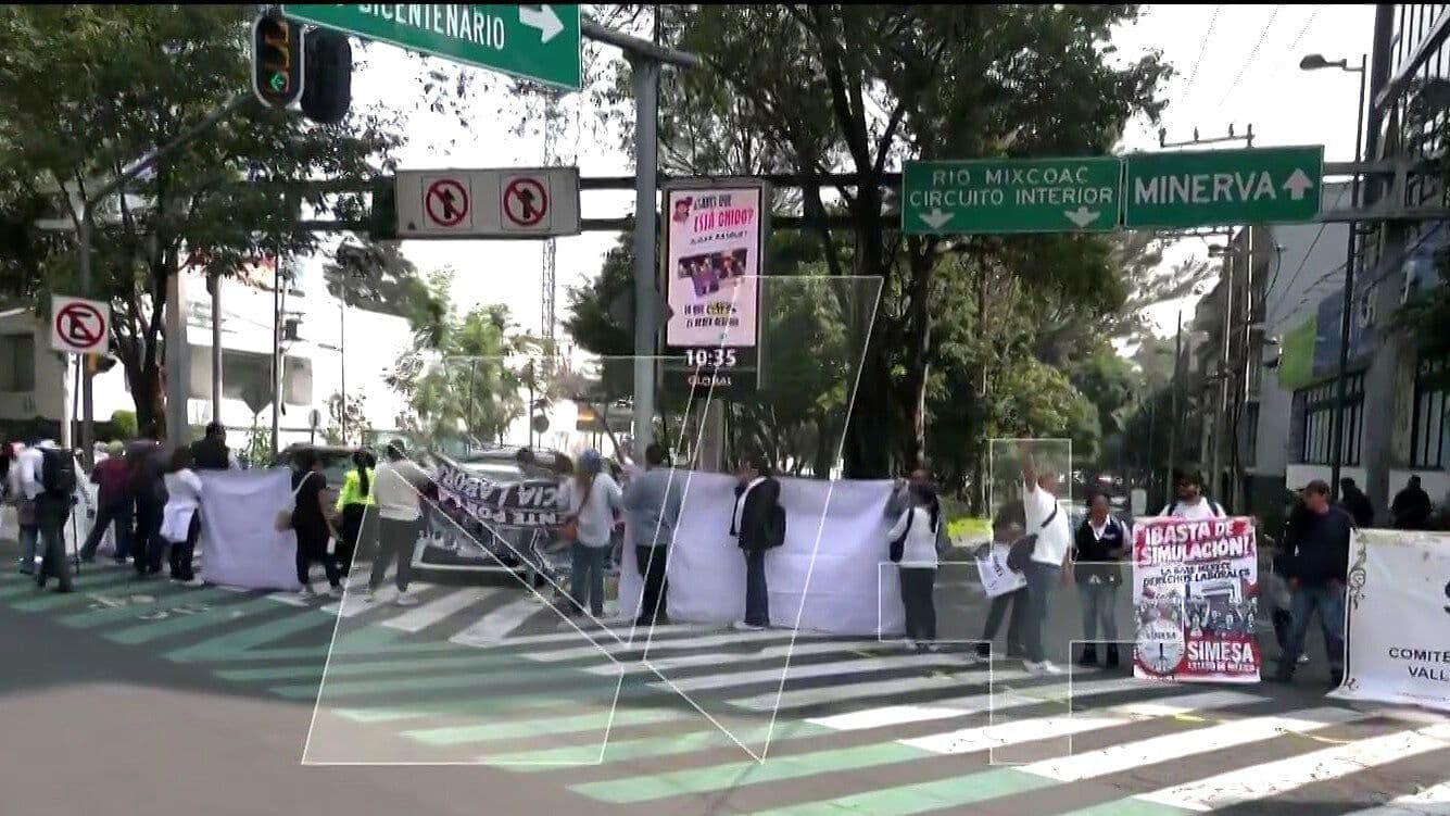 Trabajadores del IMSS-Bienestar Colapsan Avenida Insurgentes con Dirección al Norte