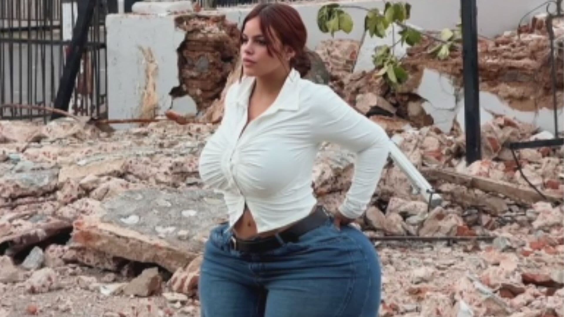 Critican Fotos de Gracie Bon entre los Escombros del Sismo en Panamá