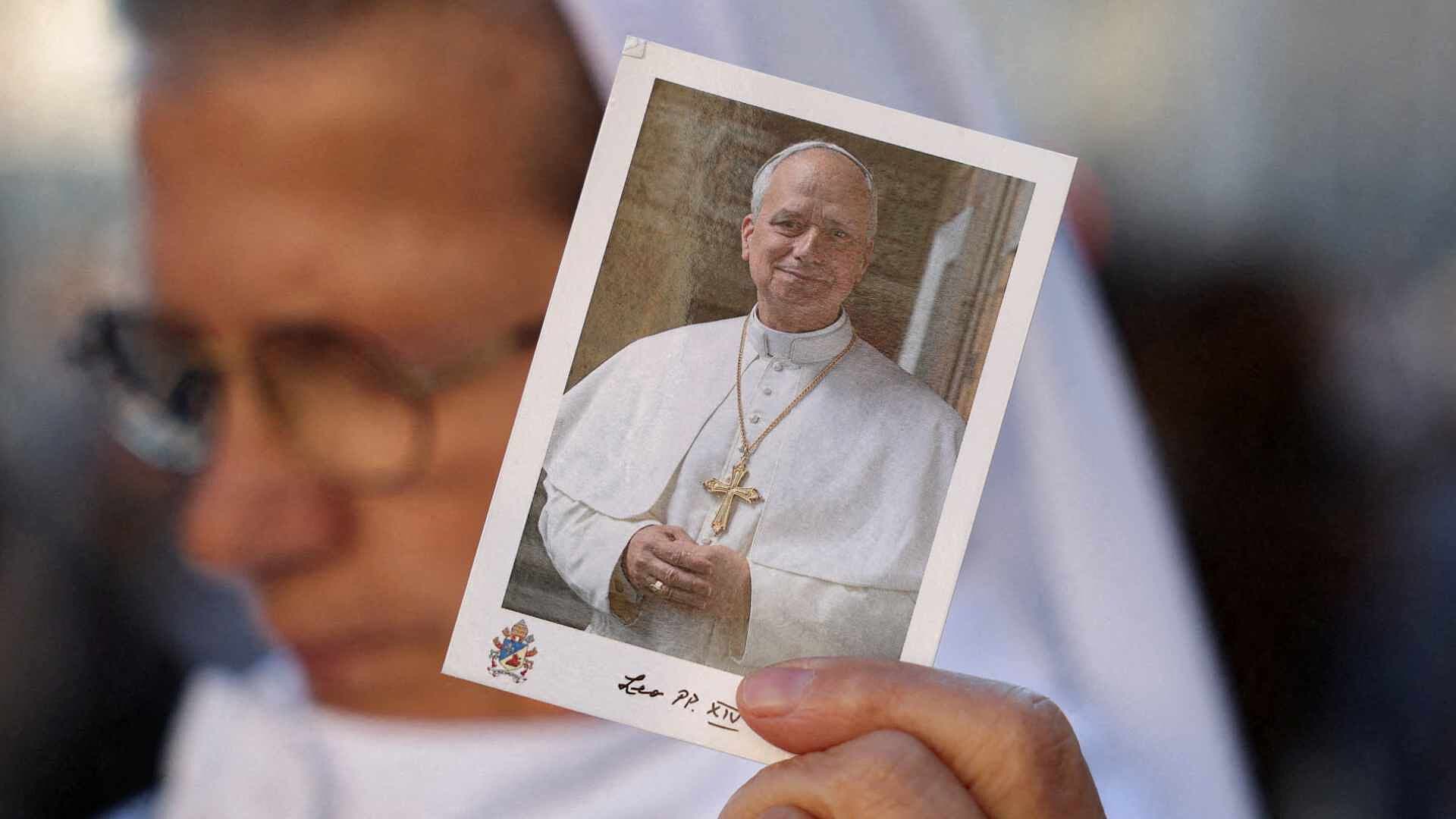Papa León XIV Inicia Fisioterapia Respiratoria tras Cirugía; Así Hoy su Estado de Salud