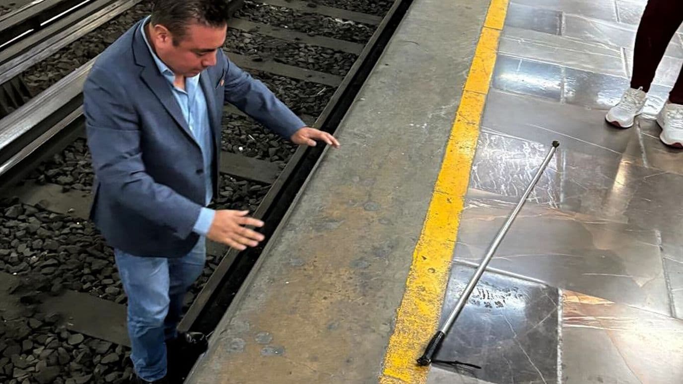 Paran Servicio de la Línea 5 del Metro de la CDMX por Bastón que Cayó a las Vías