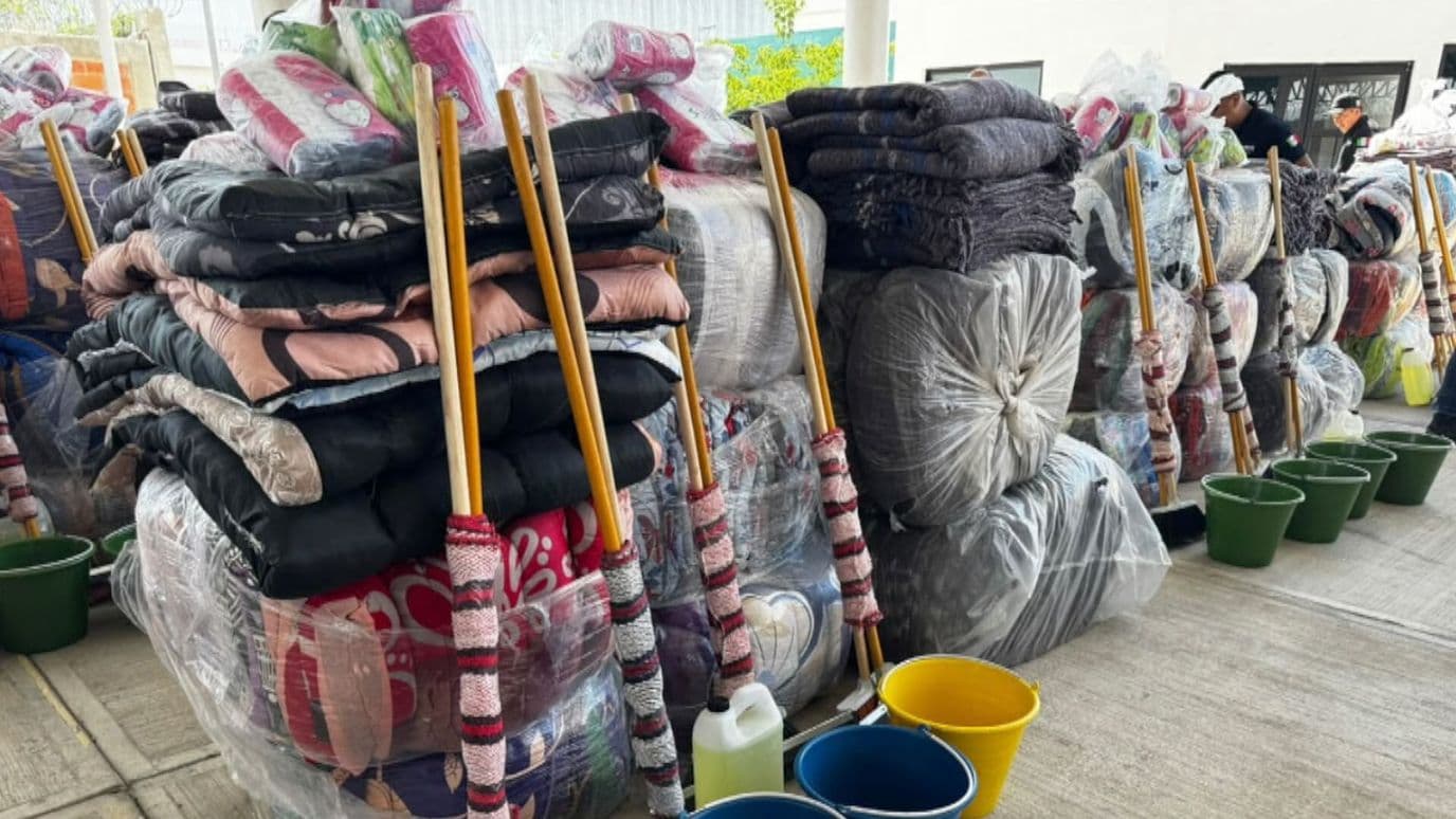 Entrega Insumos Instalación Dormitorios Seguros Temporada Invernal 22 Municipios Puebla