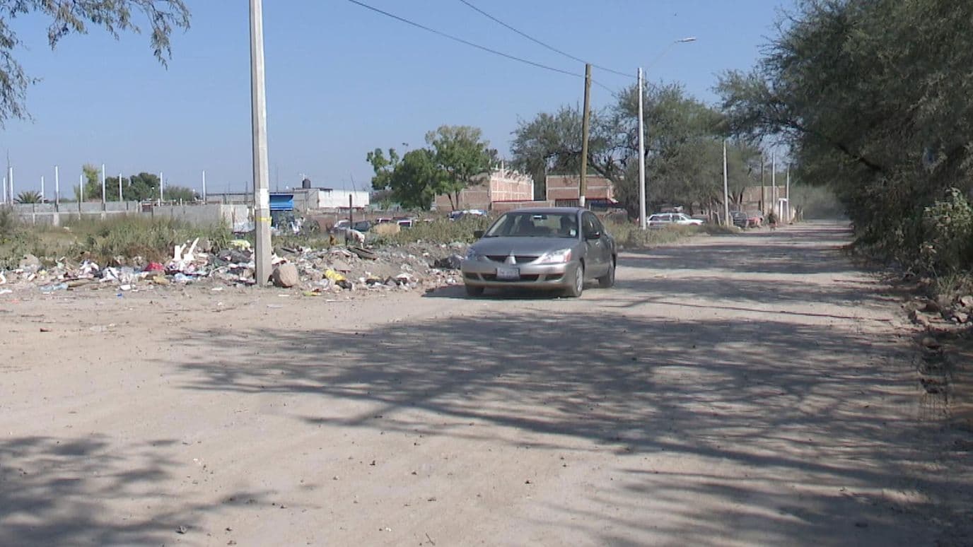 Vecinos de la Providencia en León Temen de Camino en Mal Estado