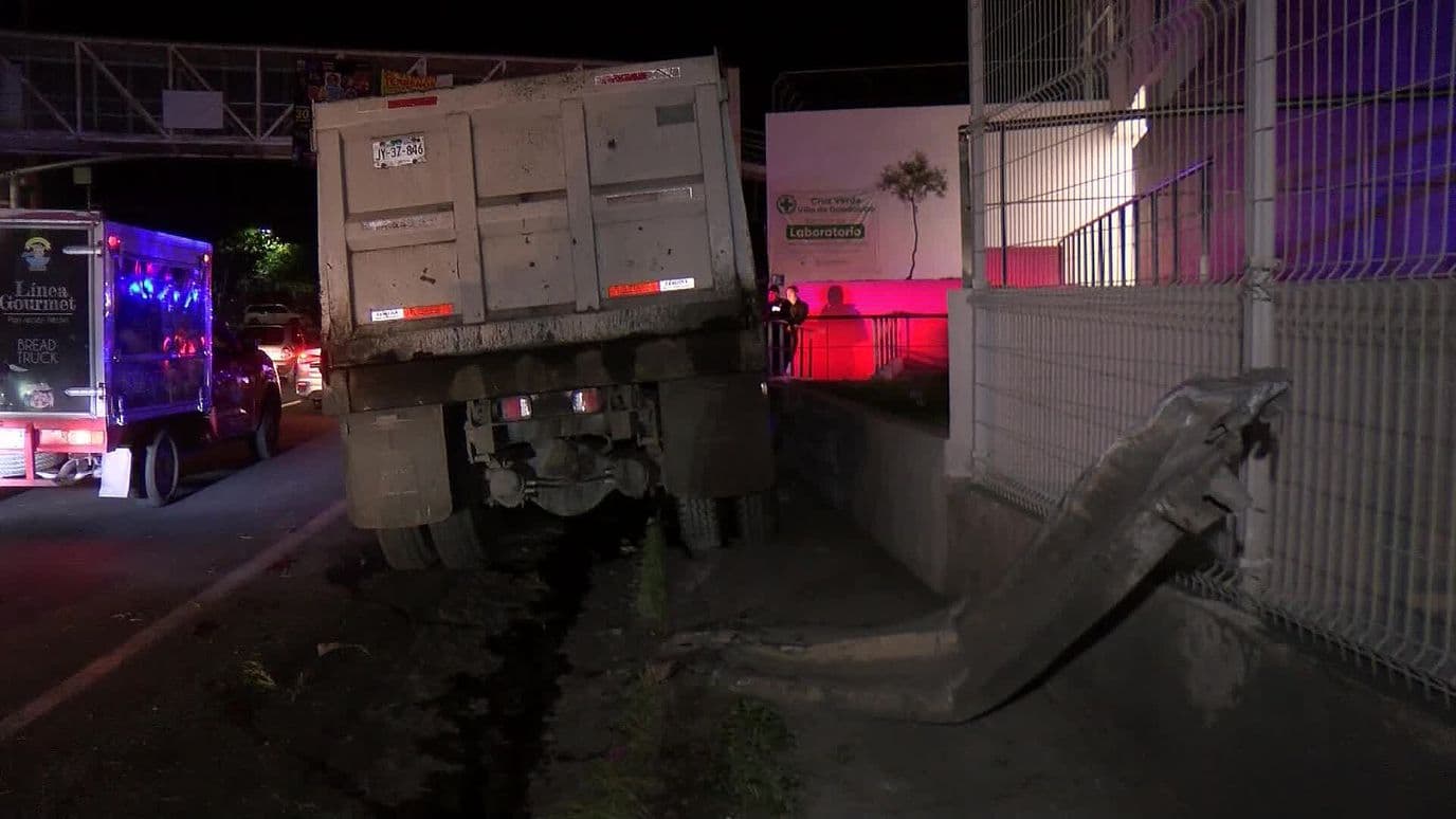 Torton Choca Contra la Cruz Verde Villas de Guadalupe en Zapopan