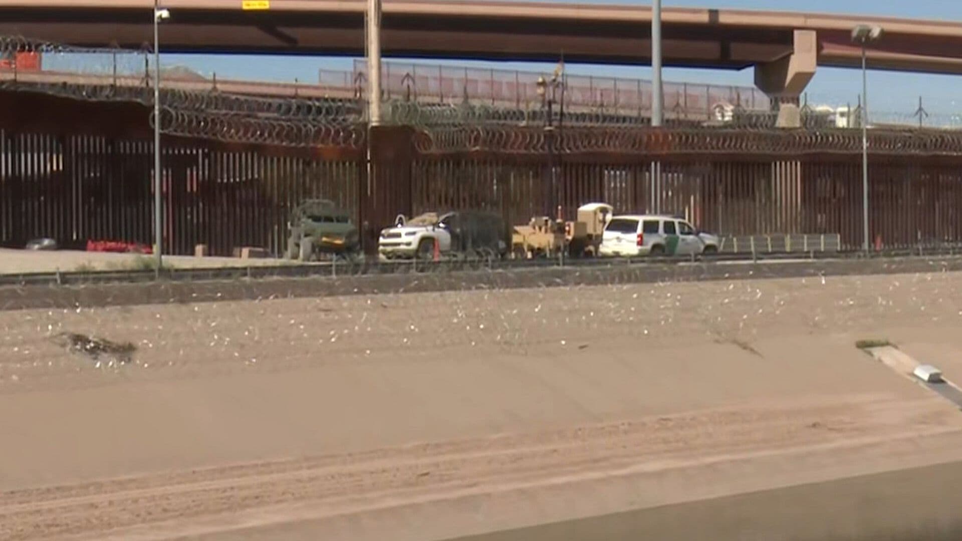 EUA Despliega Vehículos Todo Terreno en la Frontera de Ciudad Juárez