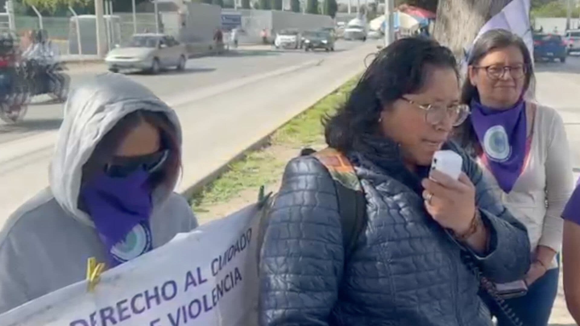 Manifestación Irene Centro Justicia Mujer Víctima Violencia Agresor Matrimonio en Puebla