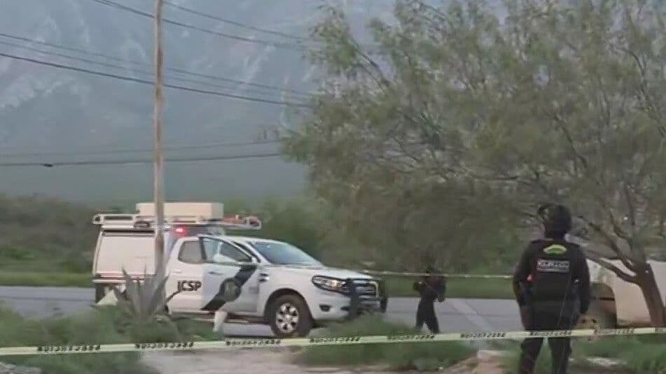 Moviliza Hallazgo de Hombre sin Vida entro de Vehículo en García
