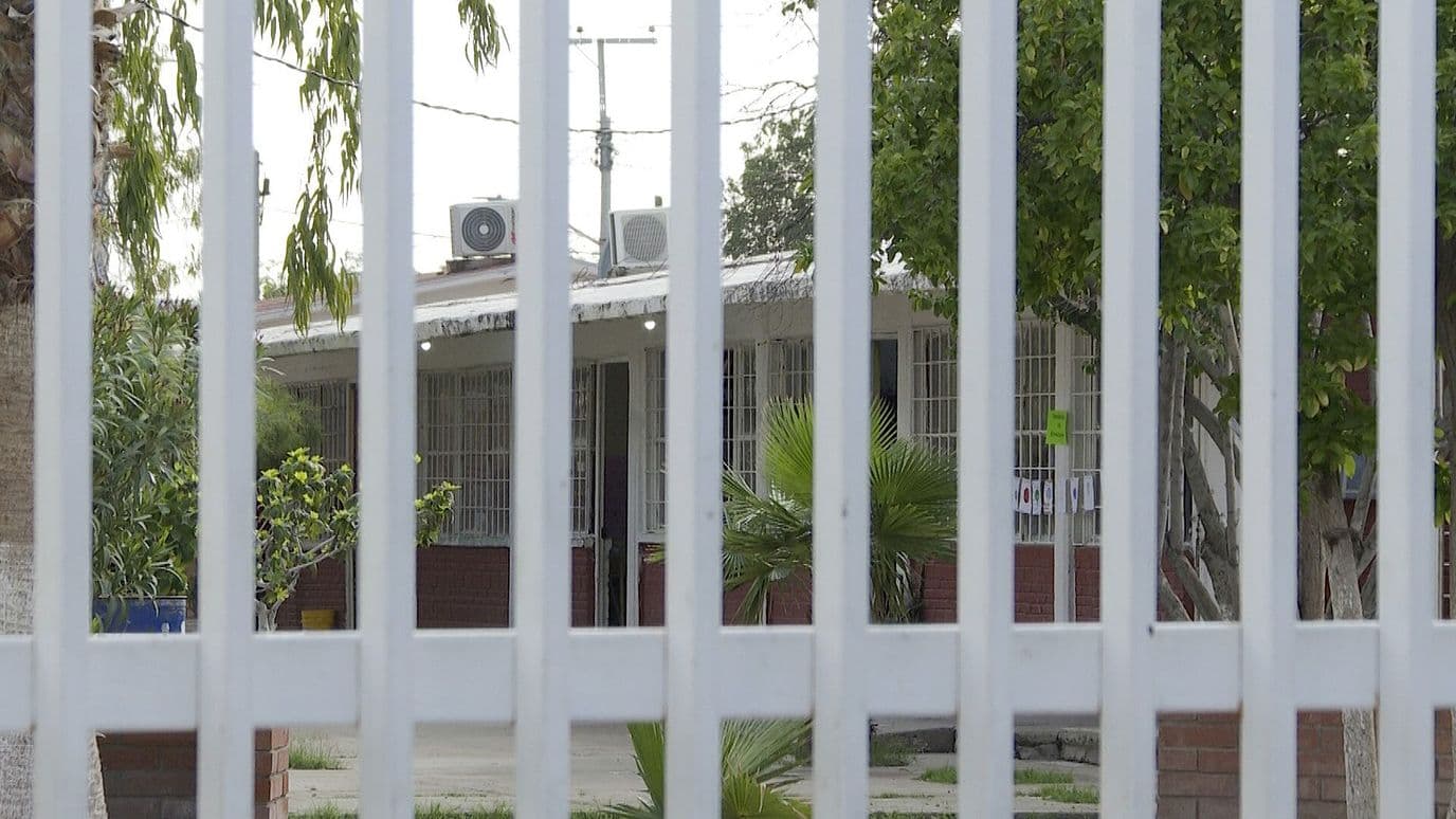 Padres Denuncian a Alumna que Llevó Cuchillos a Primaria de Torreón, Coahuila