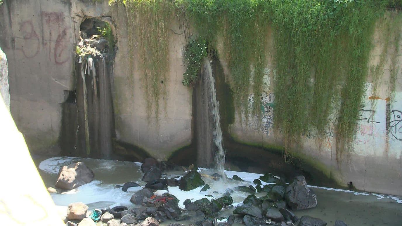 Descargas Irregulares de Aguas Residuales Contaminan el Río Atemajac en Jalisco
