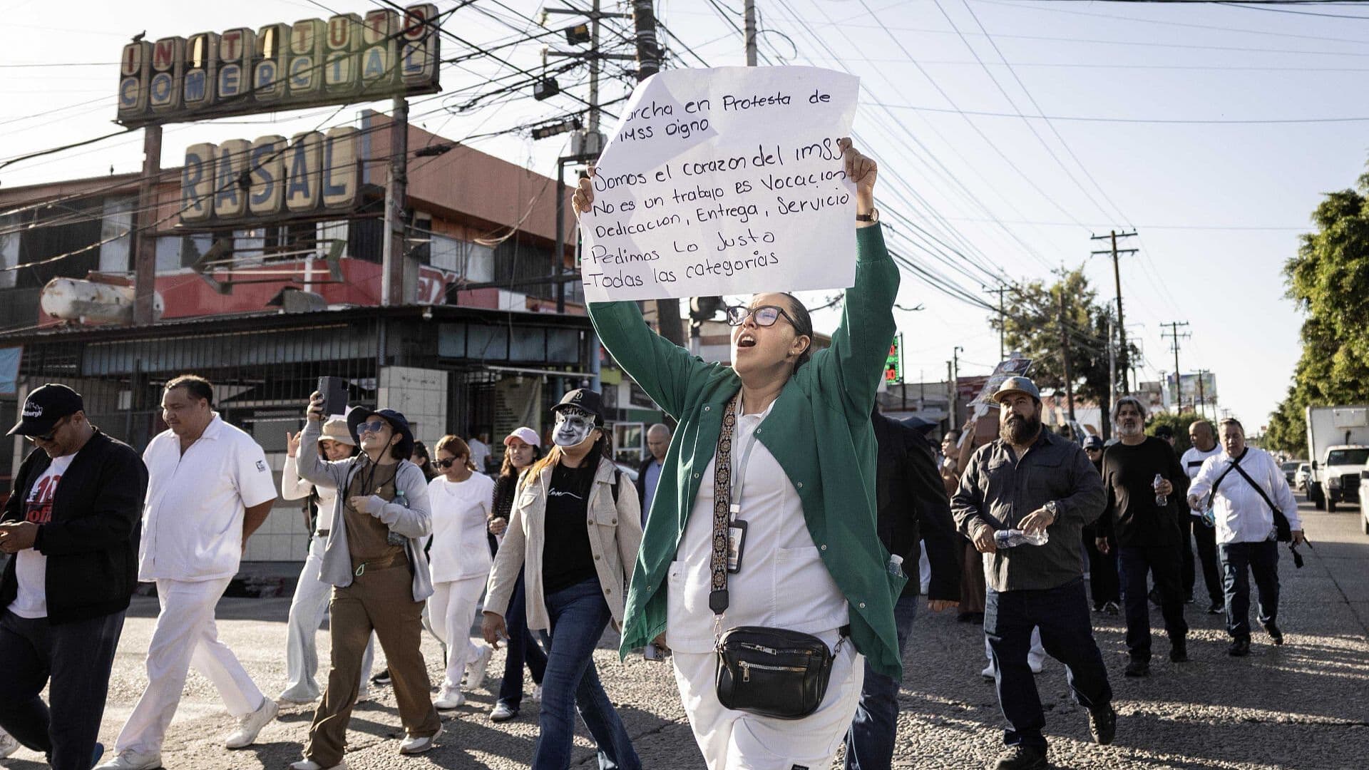 La Crisis en el Sistema de Salud Pública Comenzó en el Sexenio de AMLO