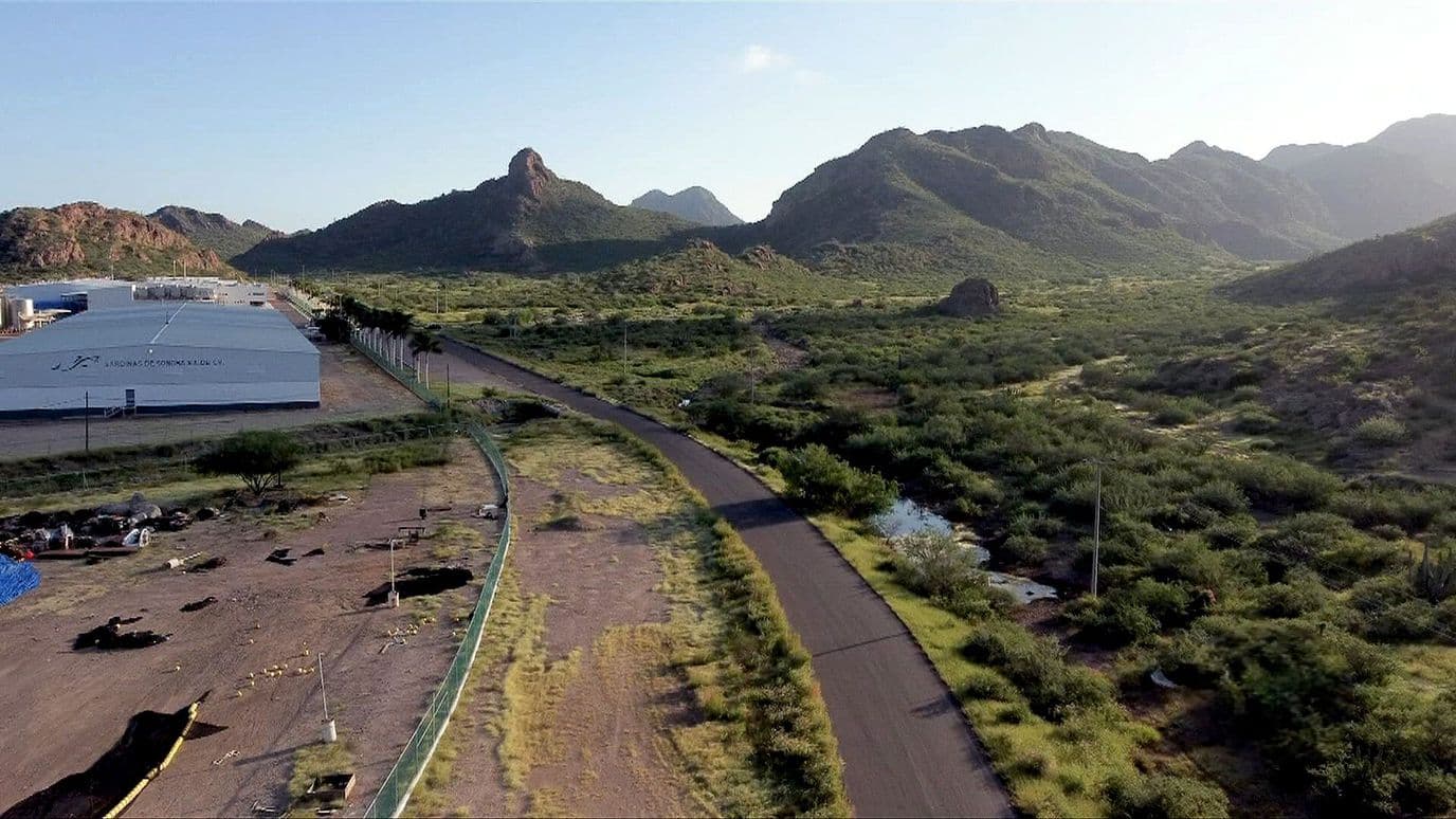 Gobernador de Sonora Niega Existencia de Contrato para Construir Planta de Gas