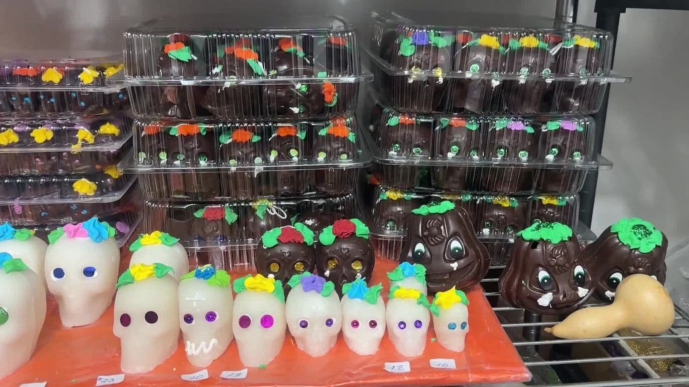 Más de 30 Años de Tradición en la Elaboración de Calaveritas en Querétaro