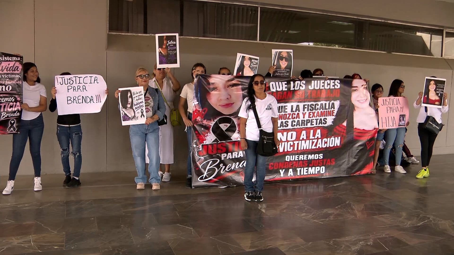 Protestan por Feminicidio de Brenda Denisse en el Poder Judicial de Mexicali