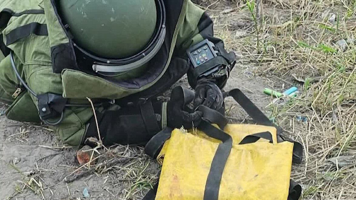 Detienen a Tres Hombres con Explosivos en una Mochila en Tlajomulco