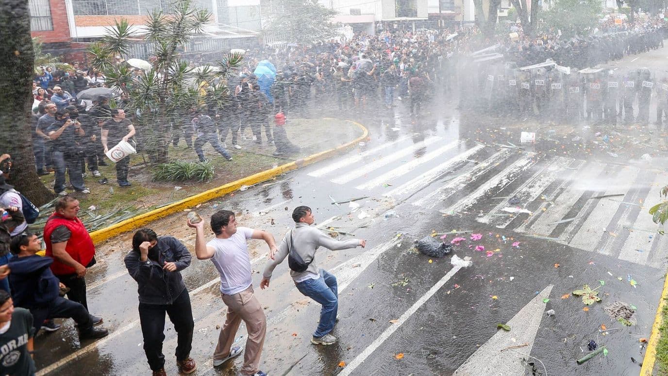 Vinculados a Proceso a Detenidos Durante Manifestación del Domingo Frente a Casa Jalisco