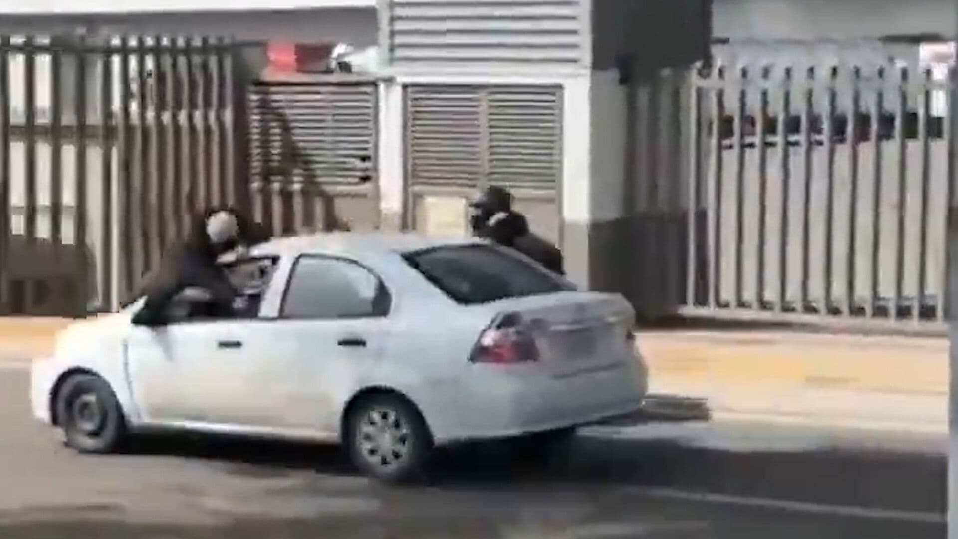 Conductora Dice Ser Víctima de Violencia de Género