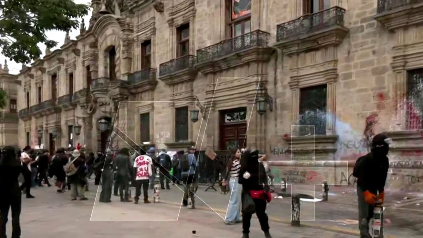 Realizan Pintas en Palacio de Gobierno de Jalisco Durante Protestas por el Agua