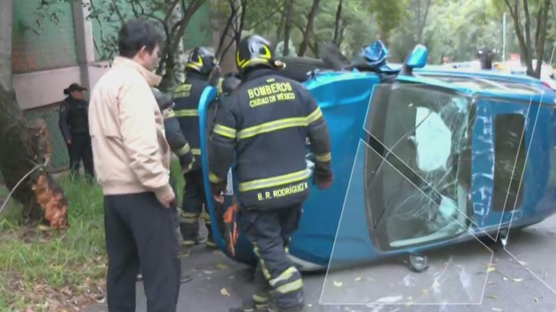 Vuelca Automóvil en la Miguel Hidalgo: Así Está la Circulación en la Zona