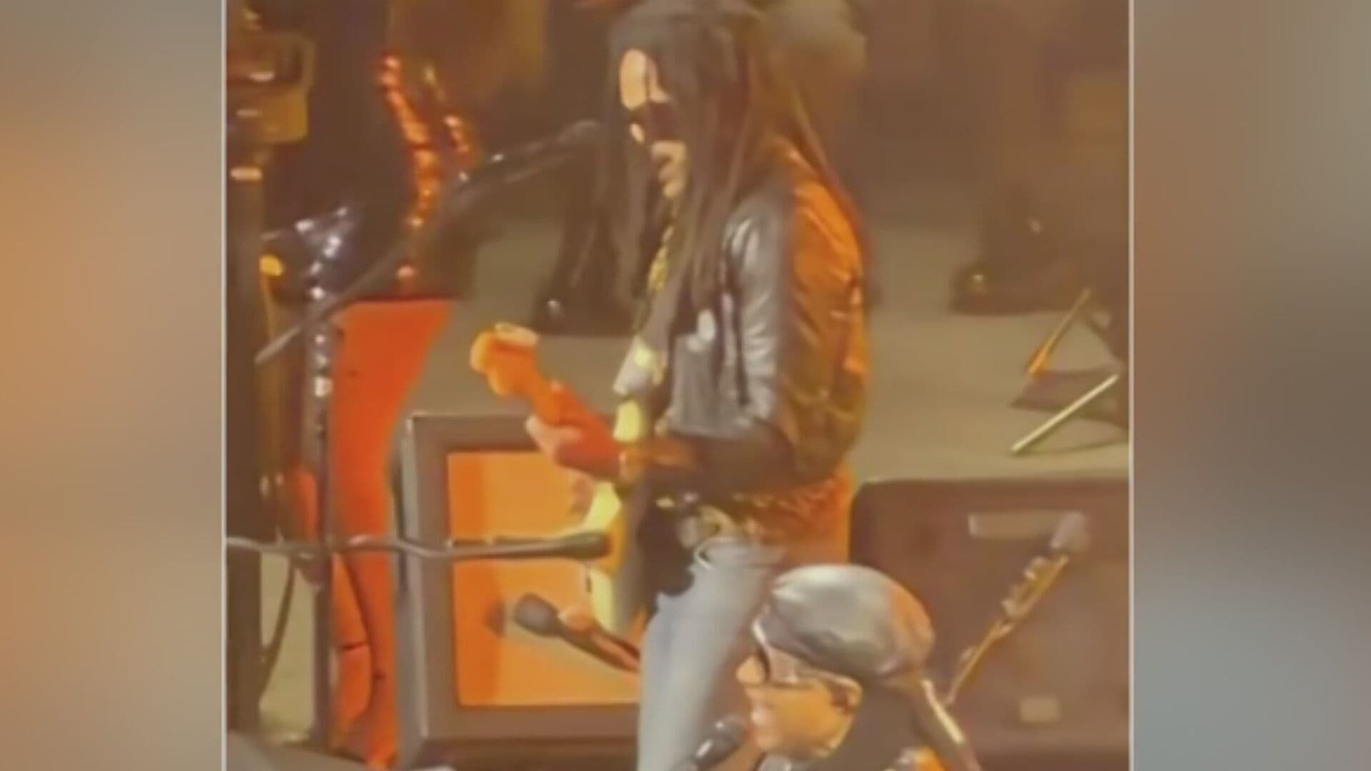 Stevie Wonder y Lenny Kravitz Comparten Escenario en París