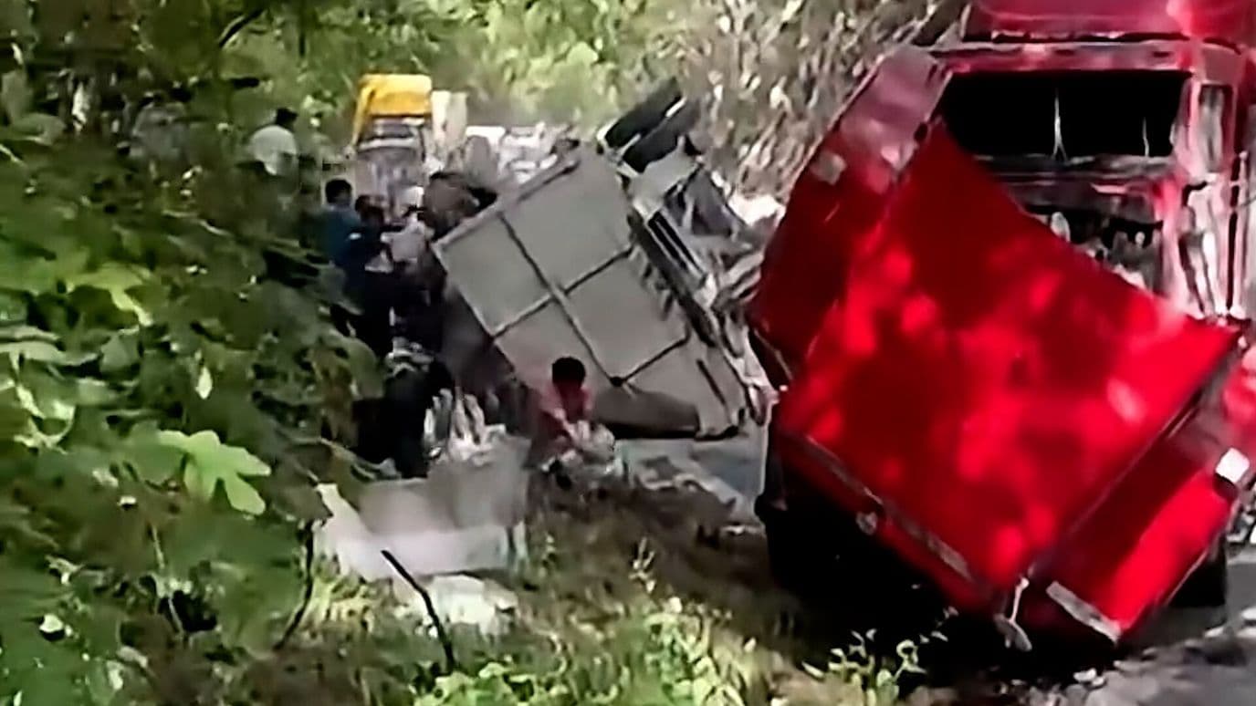 Se Desata Rapiña de Cemento en Oaxaca