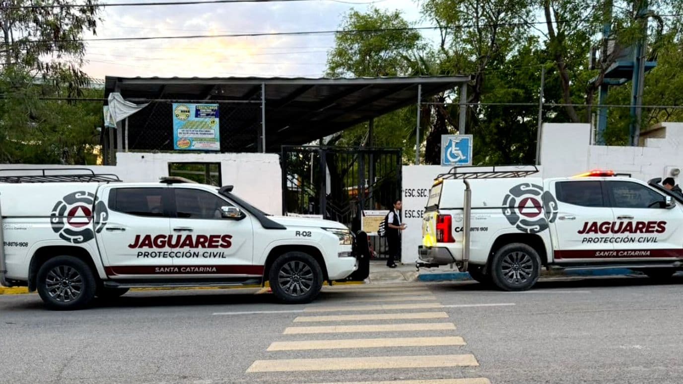 Moviliza Reporte de Menores Intoxicados en Secundaria en Santa Catarina, NL