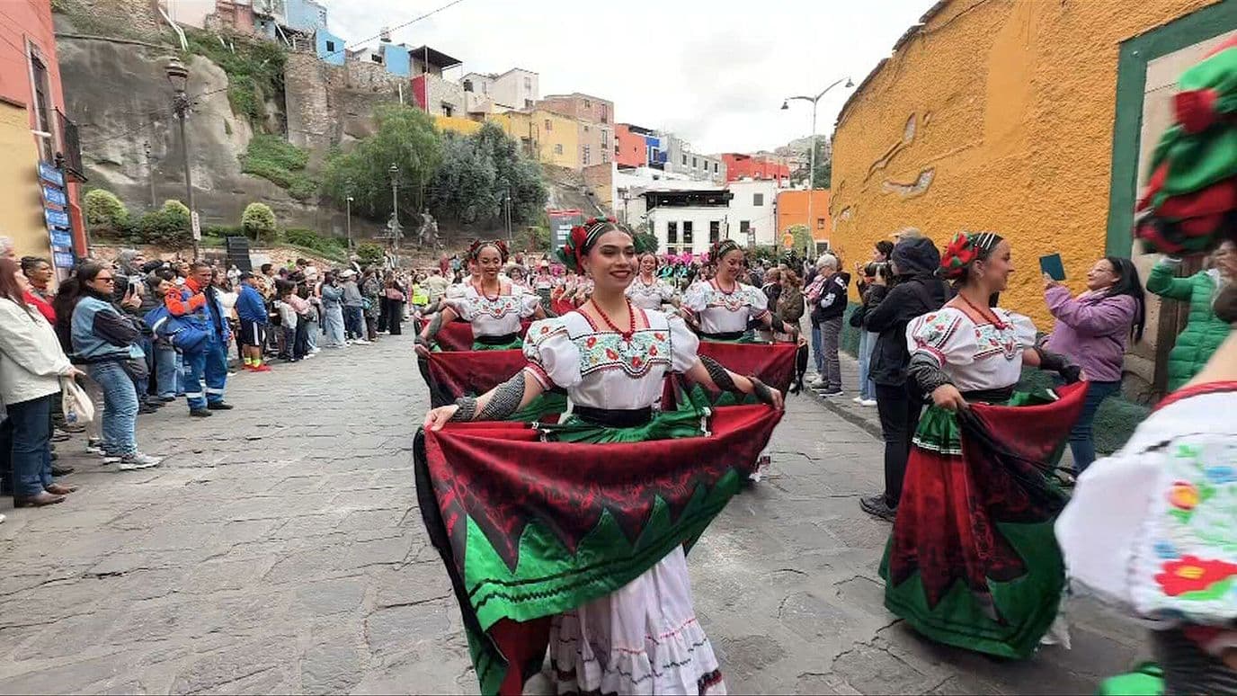 Así Perciben a México Artistas de Francia, País Invitado en el FIC