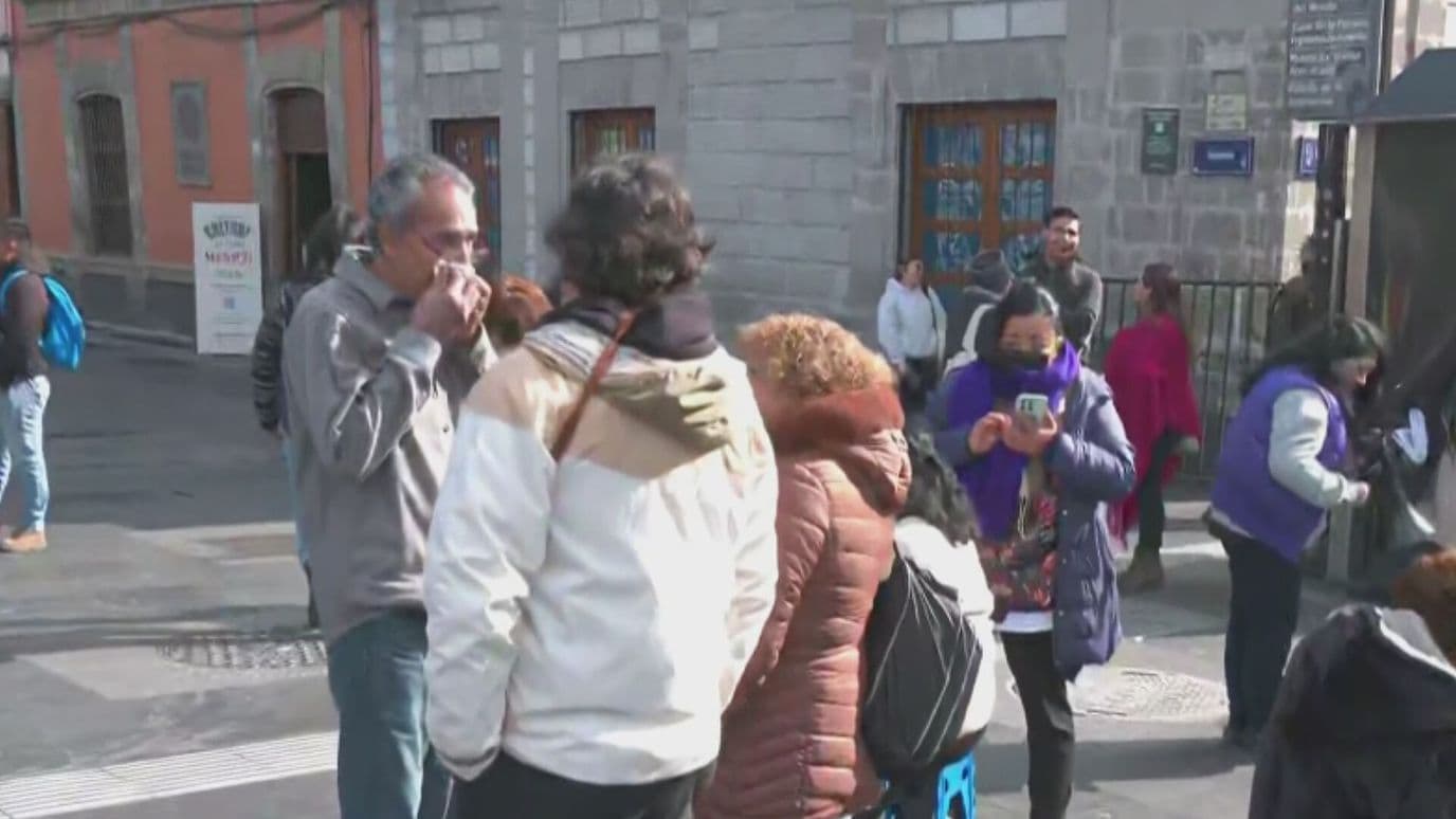 Trabajadores del IMSS Insisten en Aumento Salarial de 10%