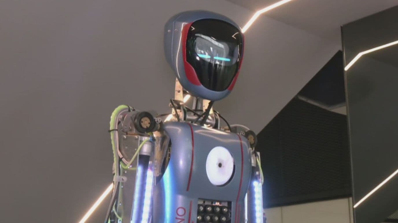 Lumino, el Robot Humanoide Capaz de Resolver Cualquier Duda