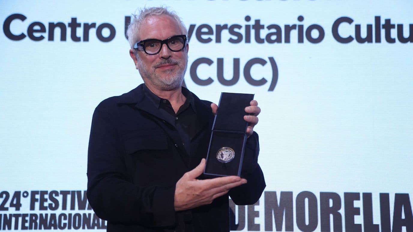 Alfonso Cuarón Recibe Medalla de la Filmoteca de la UNAM