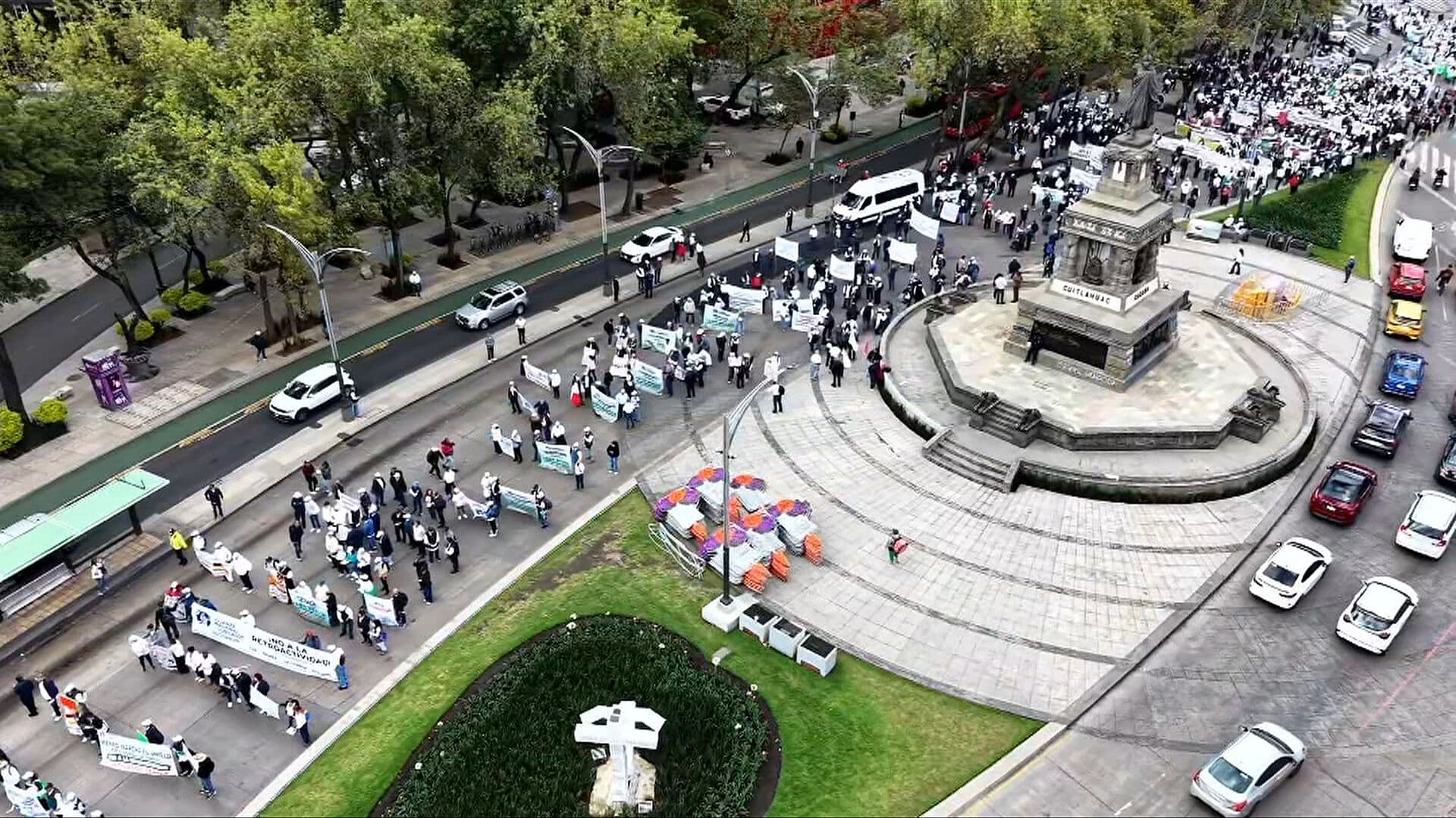 Marcha de Jubilados en Reforma: Exigen Contrarreforma a Pensiones