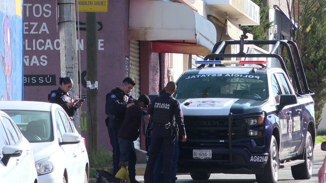 Vecinos Denuncian a Joven por Presuntamente Ofrecer Droga a Menores en Aguascalientes