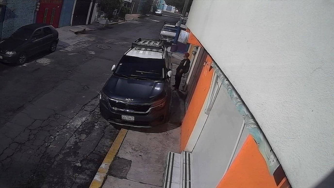 Denuncian Robo de Tapas de Rines en Colonia Tenorios, Iztapalapa