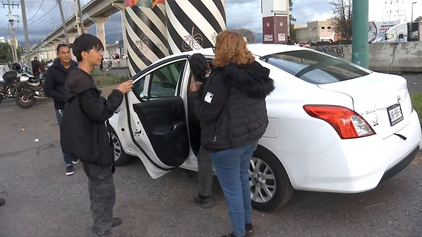 Madres Buscadoras Acuden a Reunión con el Fiscal del Edomex; Bloqueo Continúa